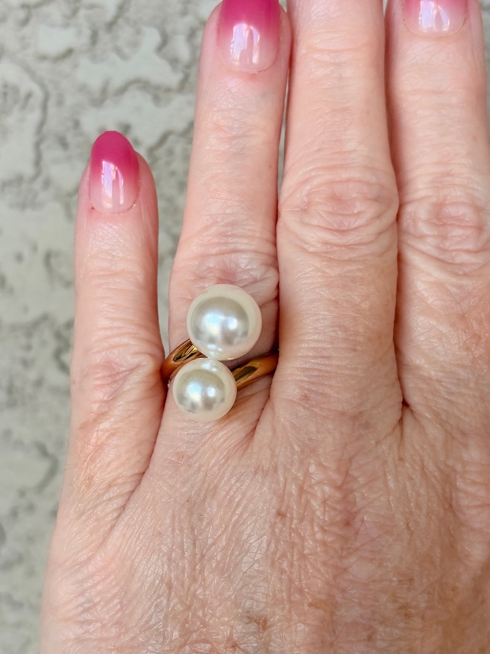 Luminous Gold Pearl Open-Top Ring in White Pearl